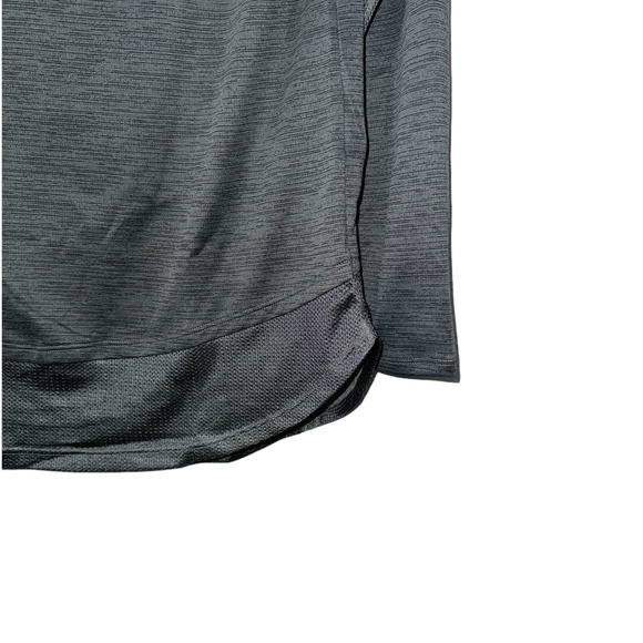 NWT! Under Armour Tech Vent Long Sleeve Women's Training Top - Size Small - Picture 6 of 9